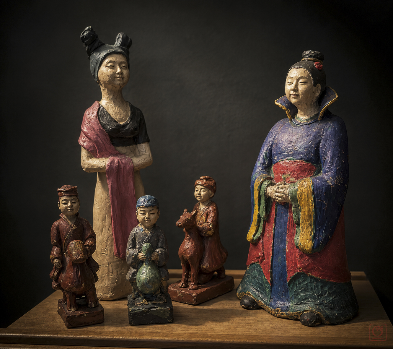 Figurines